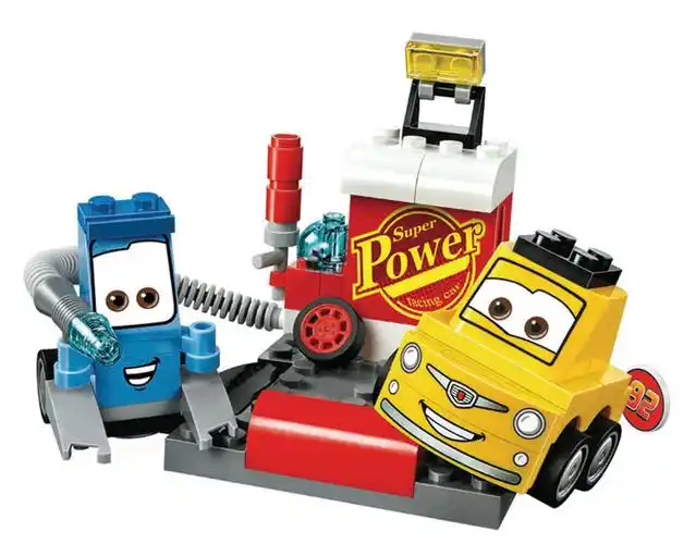 兼容乐高汽车总动员3闪电麦昆板牙拼装积木儿童玩具车3-6-8岁男孩