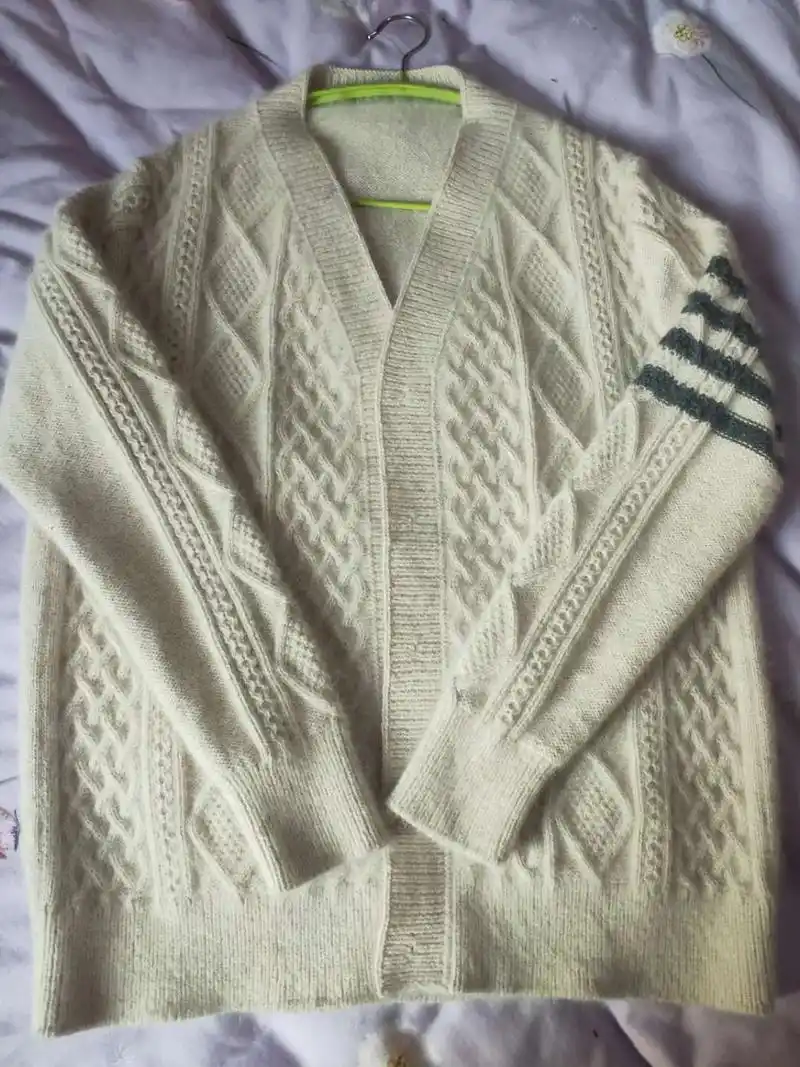 仿淘宝七千多大洋的男士开衫.发个库存#棒针编织#纯手工毛衣  - 抖音