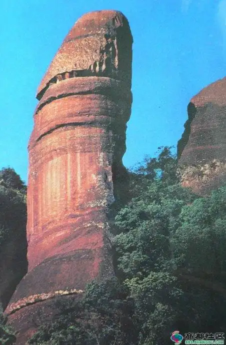 中国百处自然奇观012阳元石和阴元石