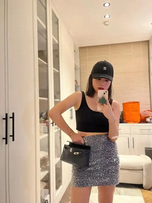 ootd167cm115斤周末蹦迪裙安排