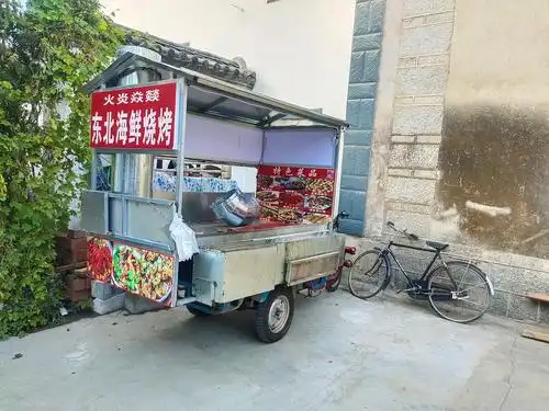 离开大理便宜出烧烤车冰柜等物品