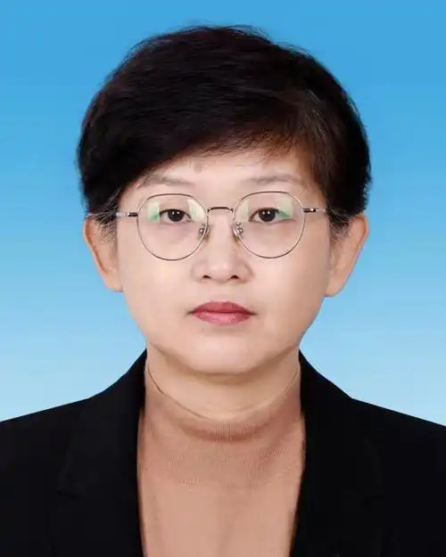 梁山县人民政府 副县长 张伟