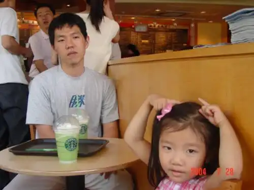 幻灯:揭秘棋盘外的李昌镐 少年石佛竟如此可爱