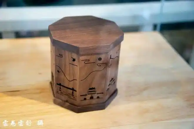 熊猫元素,水文化等为切入点青城山道教文化以都江堰文化将自然与艺术