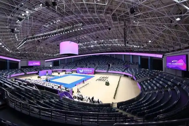 黄龙体育馆:世界级球馆,开启5年之约