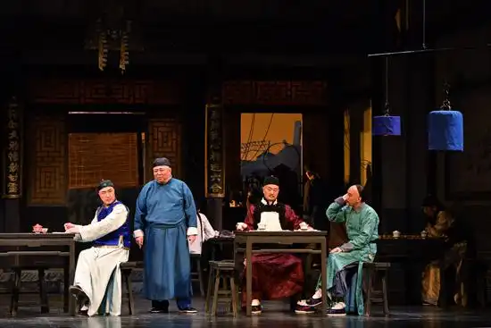 纪念老舍诞辰120周年 北京人艺经典剧目《茶馆》再开张