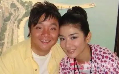 姜凯曝闪离内幕引围观 黄奕私生活不检点