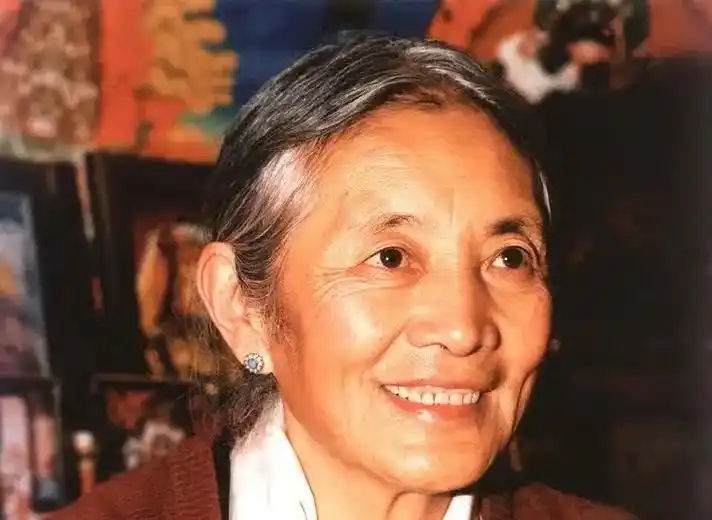 最令人羡慕的是康卓和第二世宗萨的精神婚姻,让康卓从一