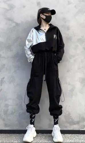 个性学生风格女生穿搭