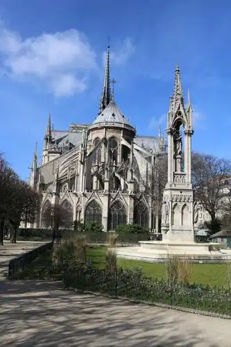 我的欧洲之旅(36)——滴血的巴黎(外一篇) - 美篇