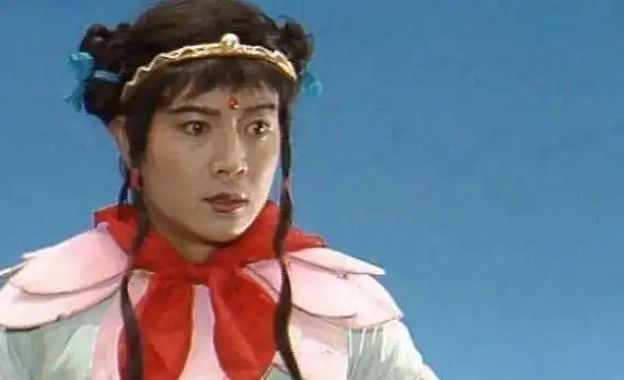 财经数据 正文  由港台地区联合制片发行的《哪吒》是最早的真人版,由