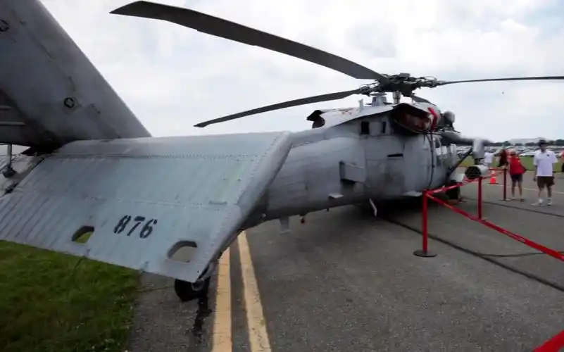 【帕塔森特河海军航空站航空博览会】mh-60s"海鹰"舰载直升机静态展示