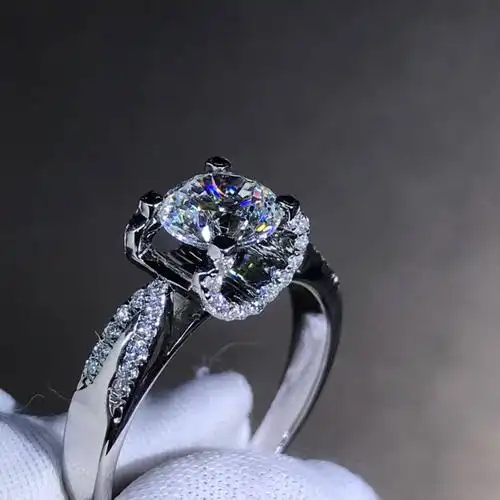 18k白金莫桑石牛头戒指1/2克拉美国进口d色结婚钻戒女款四爪定制