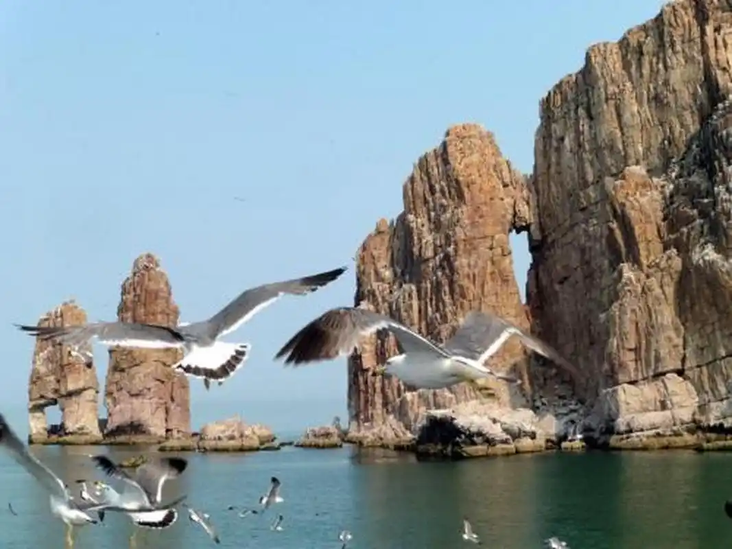 遇见美好##遇见好风景# 庙岛列岛:庙岛群岛,又称长岛,历称庙岛群