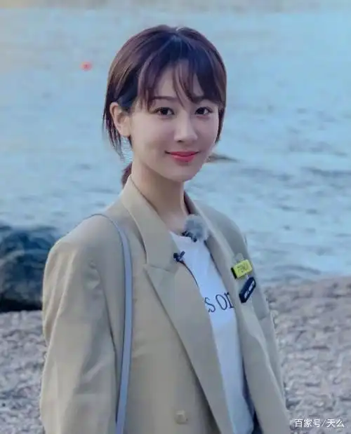 说说杨紫《向往的生活5》扑克测试