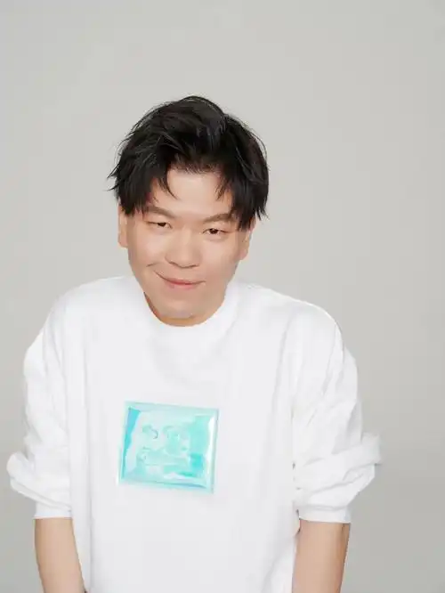 为成都大运会创作歌曲世界是我们常石磊我做的所有音乐工作可能都是