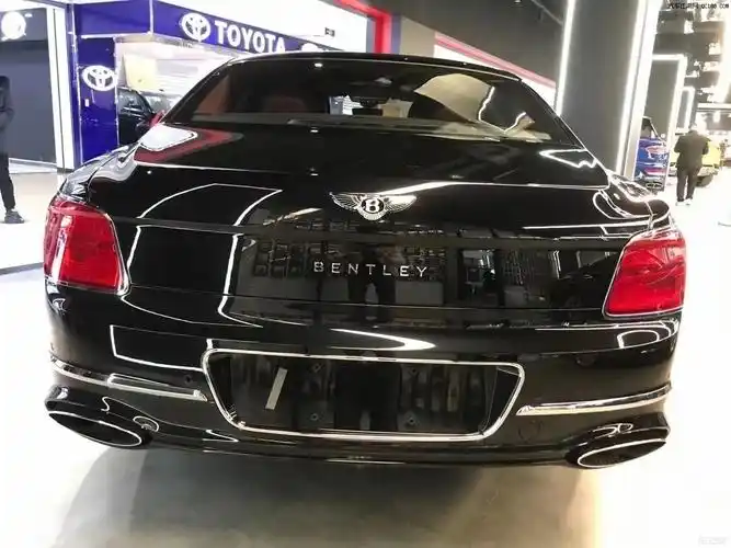 平行进口2020款欧规宾利飞驰现车体验