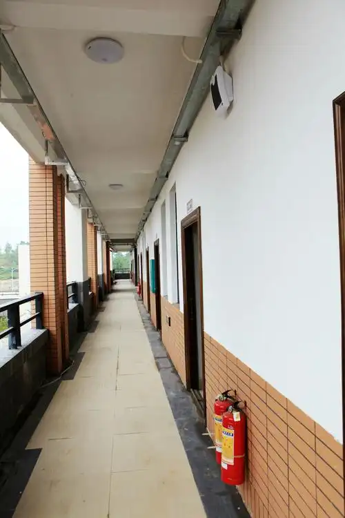 宿舍走廊