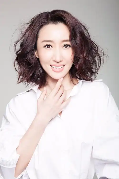 类节目的审查,被称为"曲艺界第一美女"的青年演员宋宁也同师父冯巩