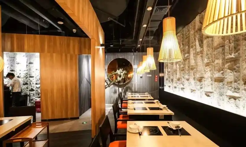 精致的一人食火锅店设计让人根本把持不住