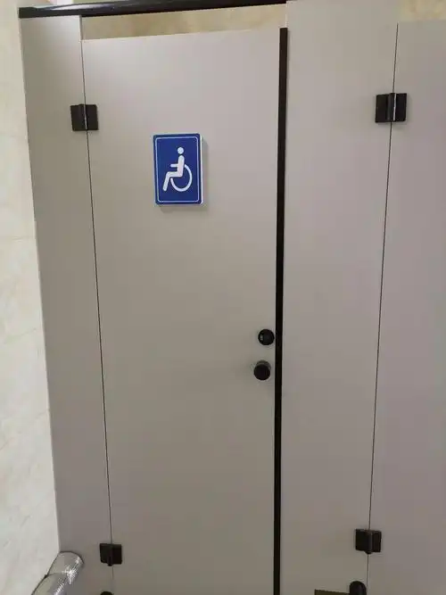 全力推进"厕所服务"工作,锦绣川建委坚持把公共卫生间建设作为一项