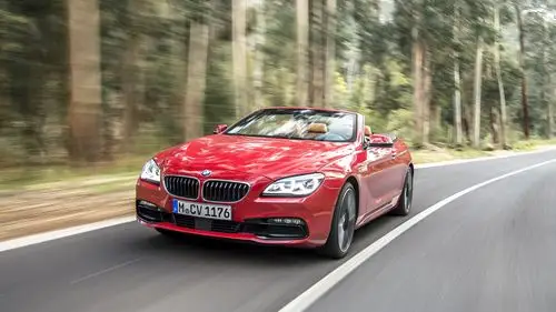 高清晰红色宝马6系敞篷车壁纸