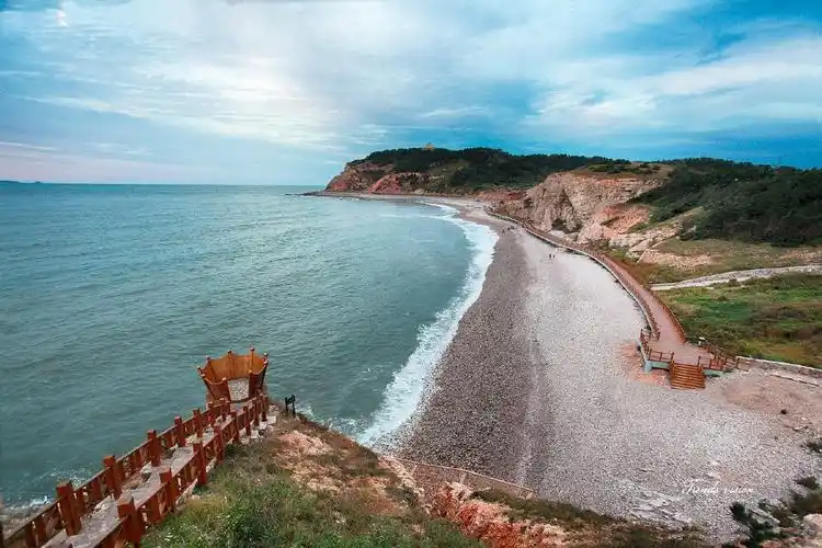 门,砣矶岛,彩石回廊,万鸟岛,长岛航海博物馆,峰山公园,长岛县博物馆等