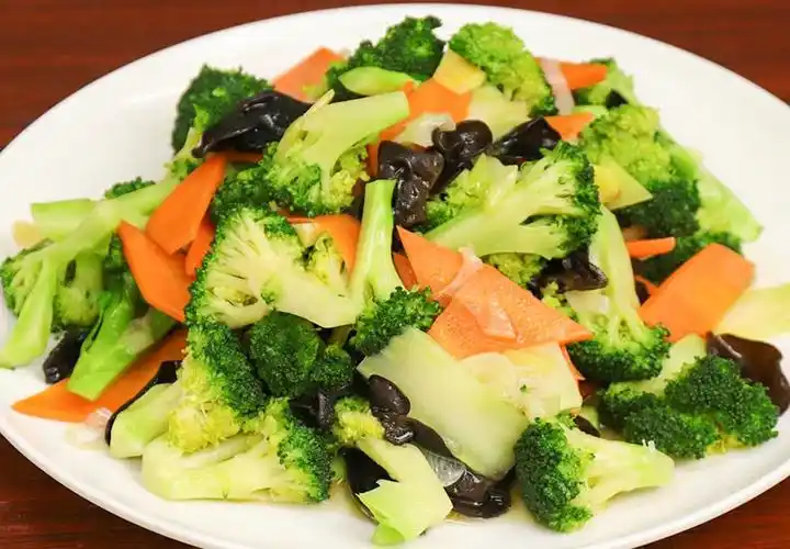 夏天饮食忌油腻常吃6道家常素菜清淡低油脂越吃越香