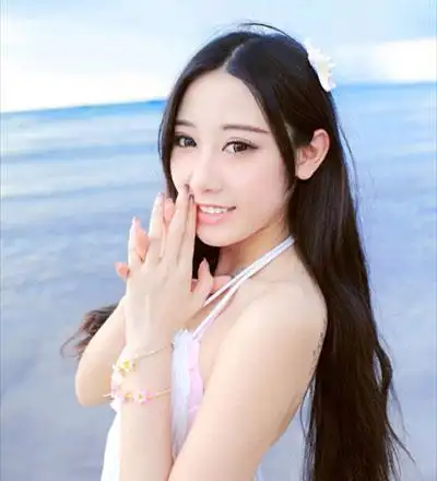 女生长发直发发型小清新长直发发型