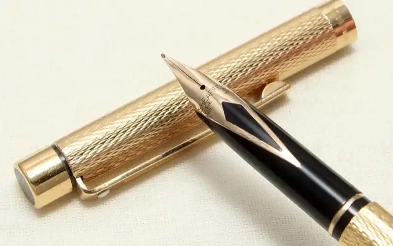 「第六期」钢笔评测 犀飞利塔格 sheaffer targa 1009s