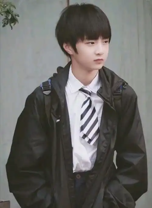 刘耀文惊人的自我开导能力##刘耀文小时候vs现在