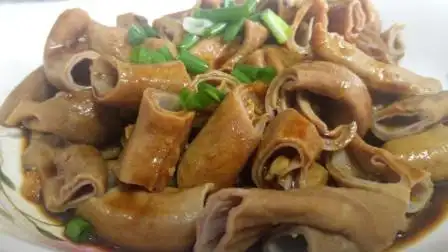 乡厨懂吃: 卤小肠要这样做,小肠香味浓郁,软烂入味,喜欢吃小肠一定要