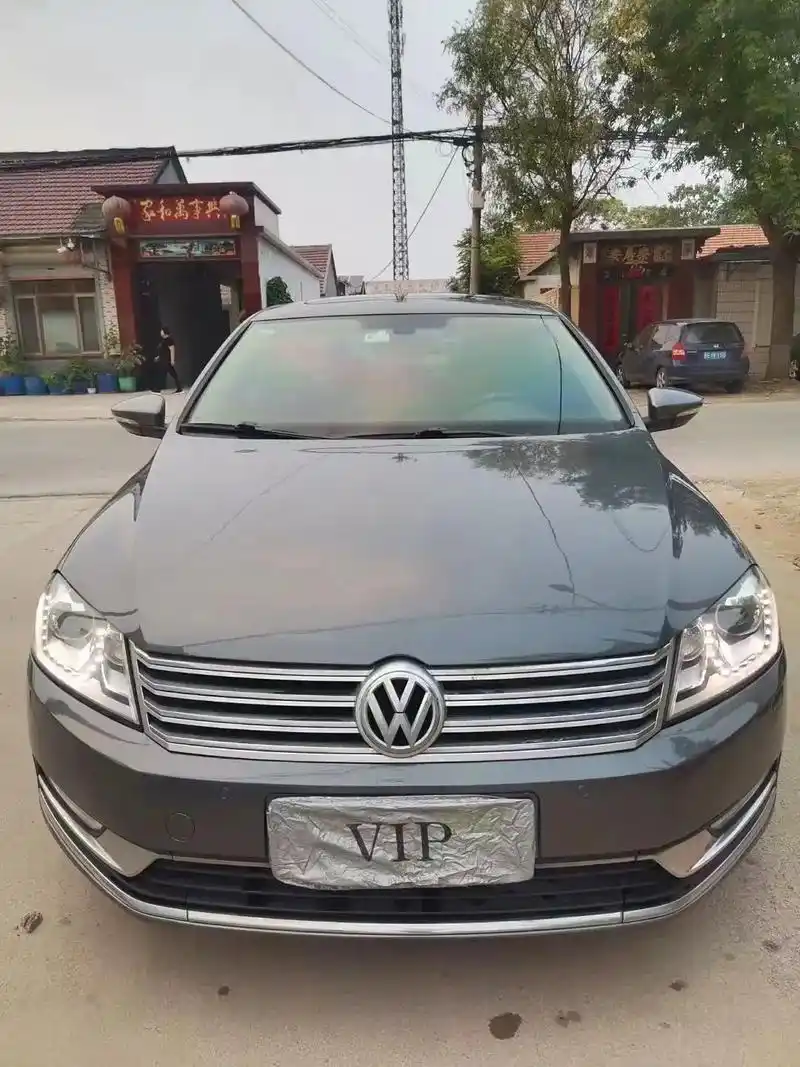 8自动.新到12款大众迈腾,1.8t尊贵型带天 - 抖音