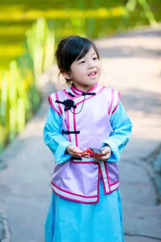 小泡芙《爸爸去哪儿5》可爱剧照图片