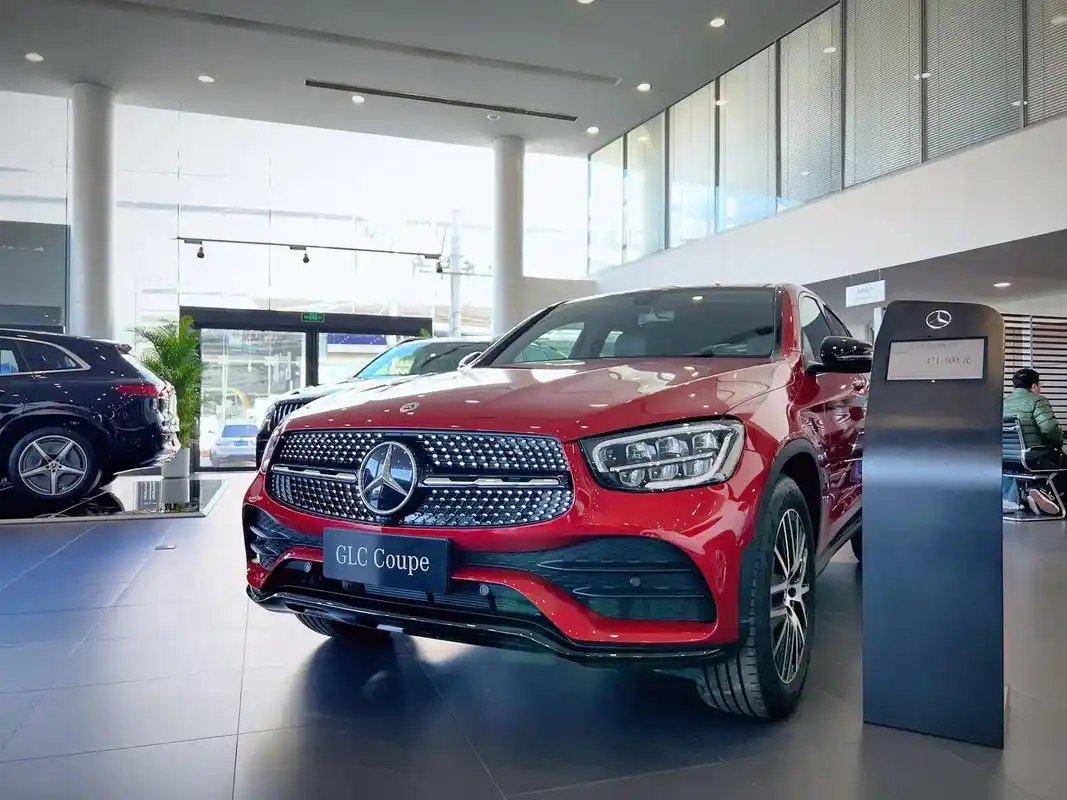 奔驰suv glc - 抖音