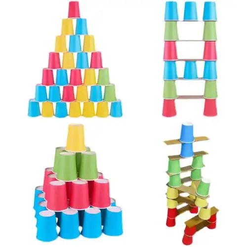 纸杯区域建构幼儿园大班中大教具纸板搭建益智儿童桌面游戏类