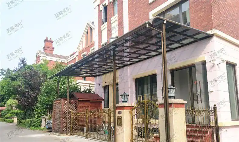 别墅门口雨棚怎么选?在安装雨棚又需注意什么呢?