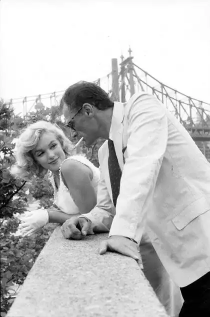 组图:曝梦露与最后丈夫私密照