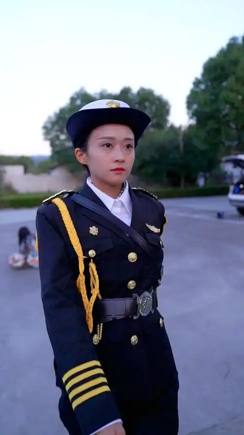 全民正能量#女保安教训得太好了