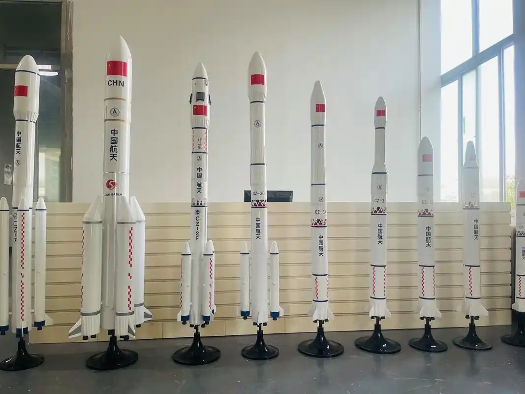 长征系列运载火箭模型制作完工