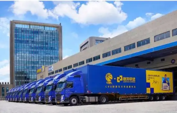 易建联携手德邦快递闪耀cba厦门全明星赛