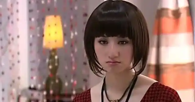 还记得铠甲勇士花痴女林花妹吗当她卸妆留长发那刻心动啊