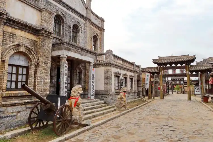 大梨树的影视城