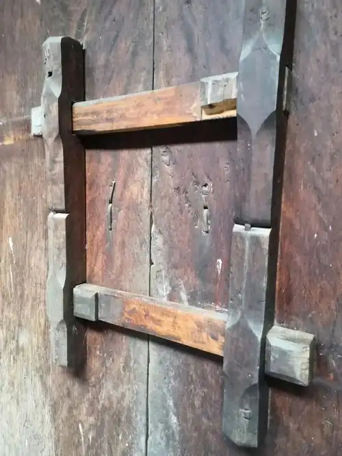 吉家大院精妙的木门栓-黎云昆的财新博客-财新网