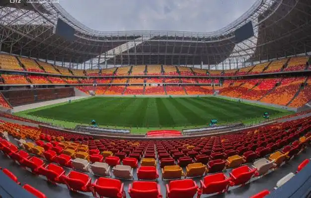 2024年重庆两江新区龙兴足球场赛事演艺活动正式发布_网易新闻