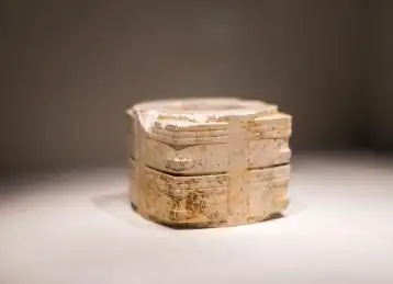 中国北京博物院古董文物人面纹玉琮