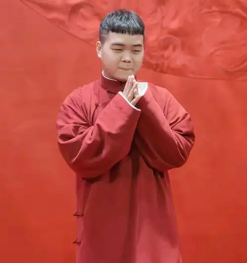 德云社大喜事!岳云鹏徒弟尚筱菊大婚,小岳岳说:婚宴酒席我包了