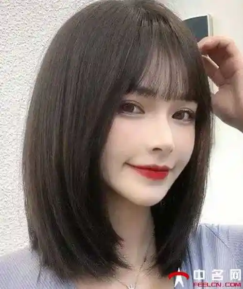 短发图片女小清新自然圆脸,我都想换掉短发发型-中名网