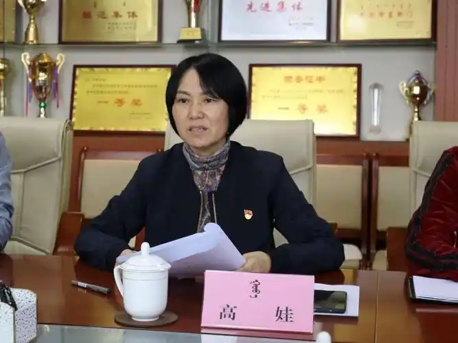 调研组听取了通辽市城镇小区配套幼儿园治理工作进展情况的汇报,并