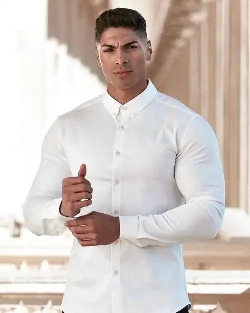 安德烈德佑:肌肉才是男人最好的外衣!